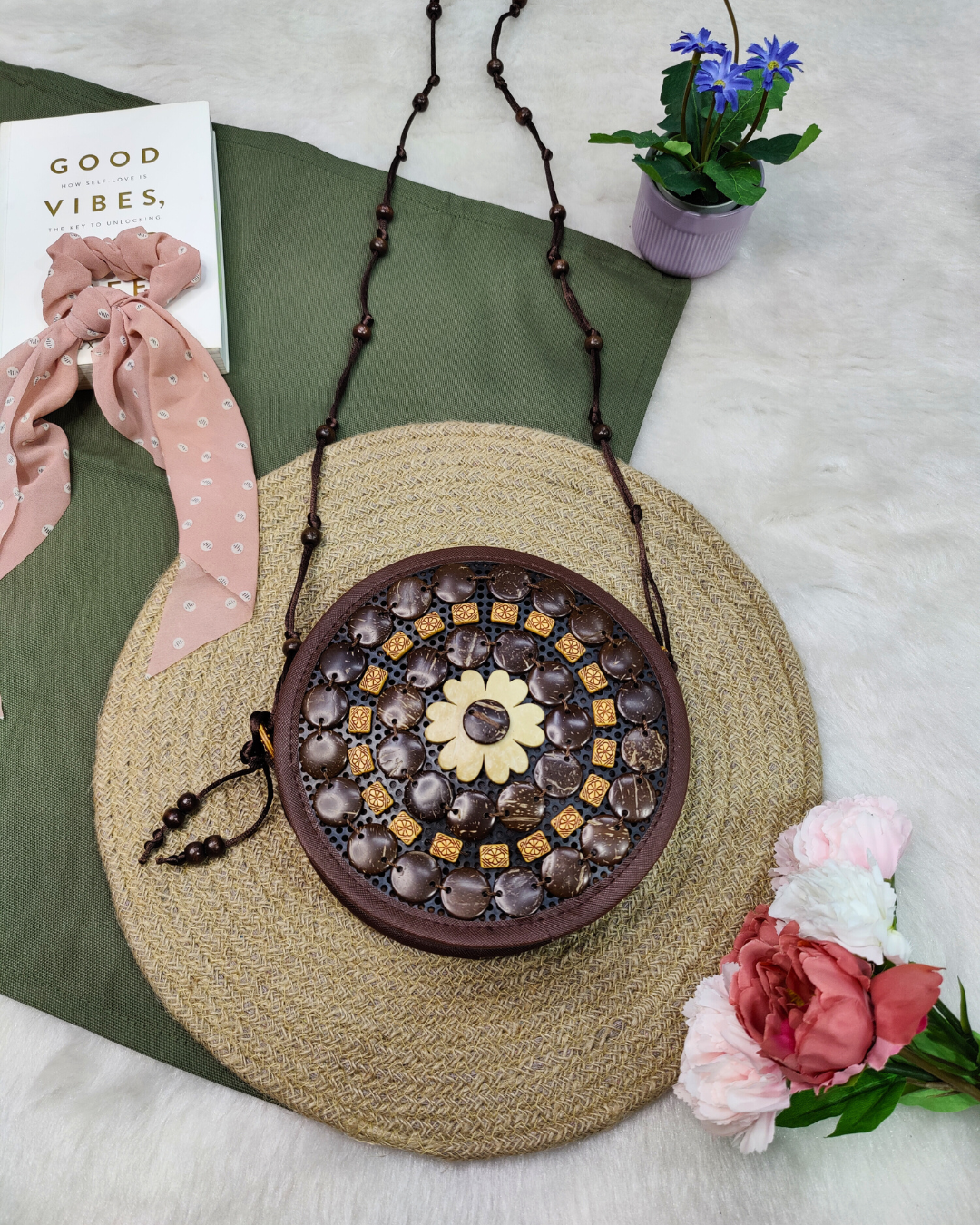 Round Sling - Coconut Shell Beaded Bags - Surovi Bags