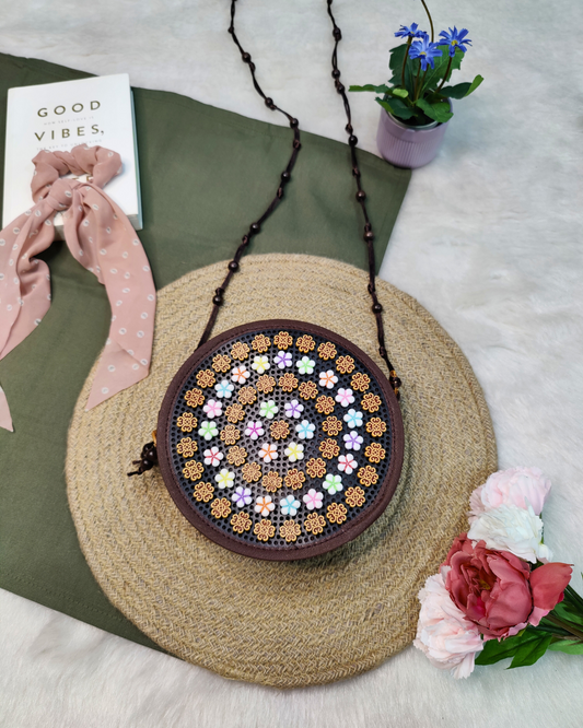 Round Sling - Coconut Shell Beaded Bags - Surovi Bags