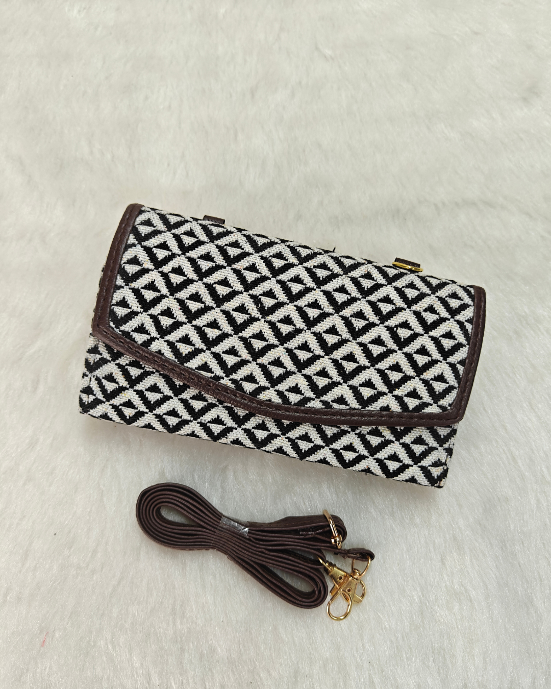 Stylish and Compact Jacquard Sling Wallet - Monochrome Checks