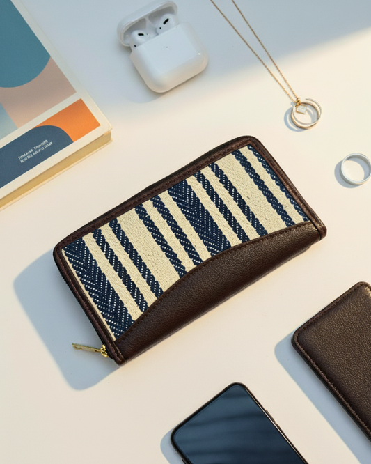 Jacquard Women Zipper Wallet - Black Strips