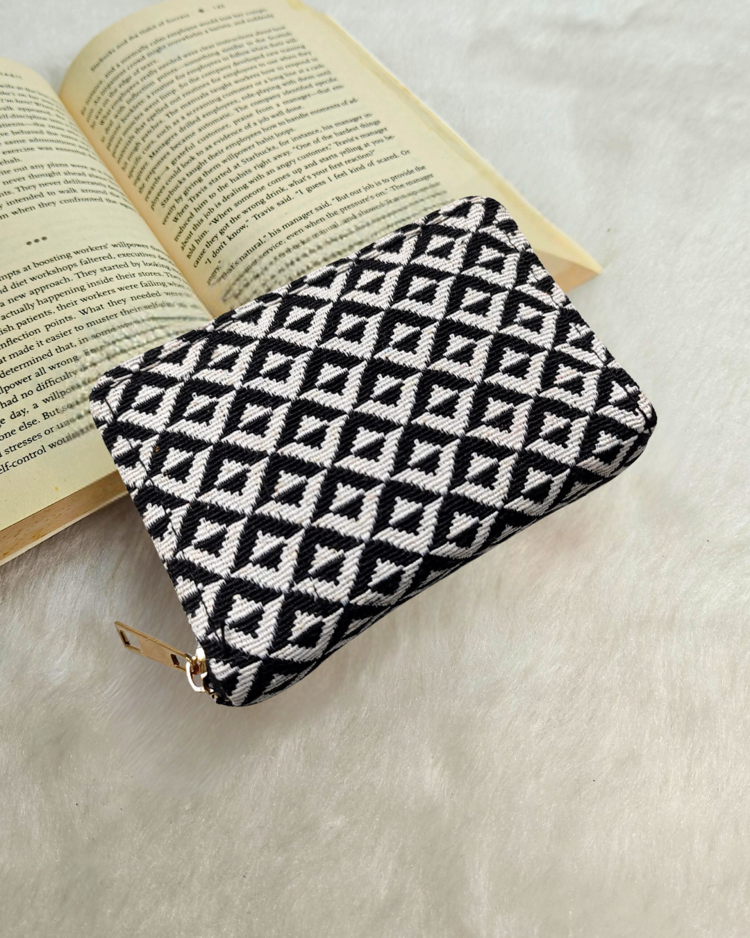 Jacquard Foldable Pocket Wallet For Women - Ikkat Weave