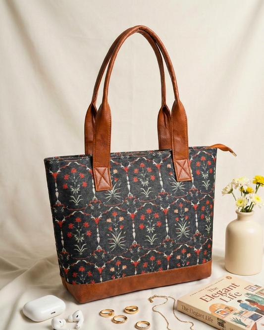 The Signature Tote - Taj Guldasta