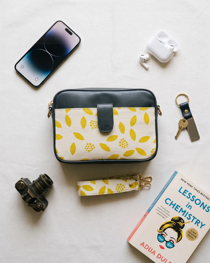 Magnetic Sling Bag - Linen Floral