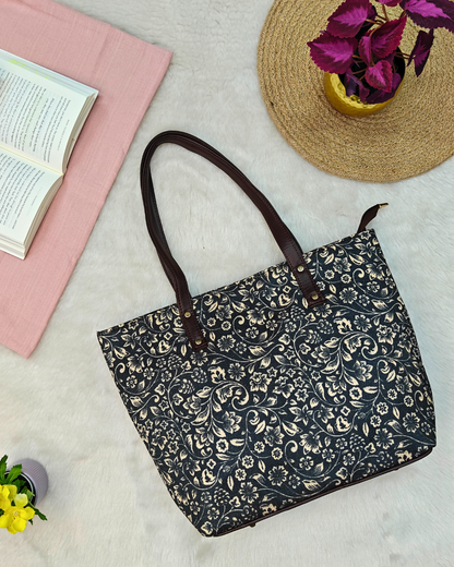 Trendy Handmade Laptop Tote Bag - Black Kalamkari