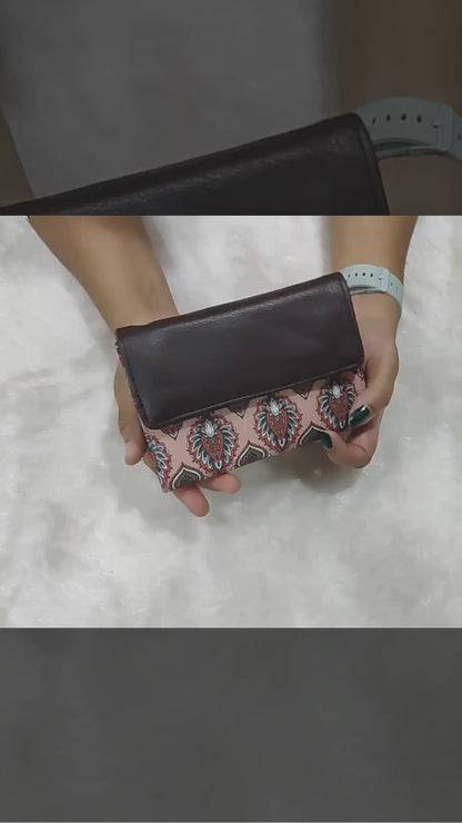 Ikat Elegance: Stylish 3-Fold Wallet in Vibrant Fabric - Black Ikkat