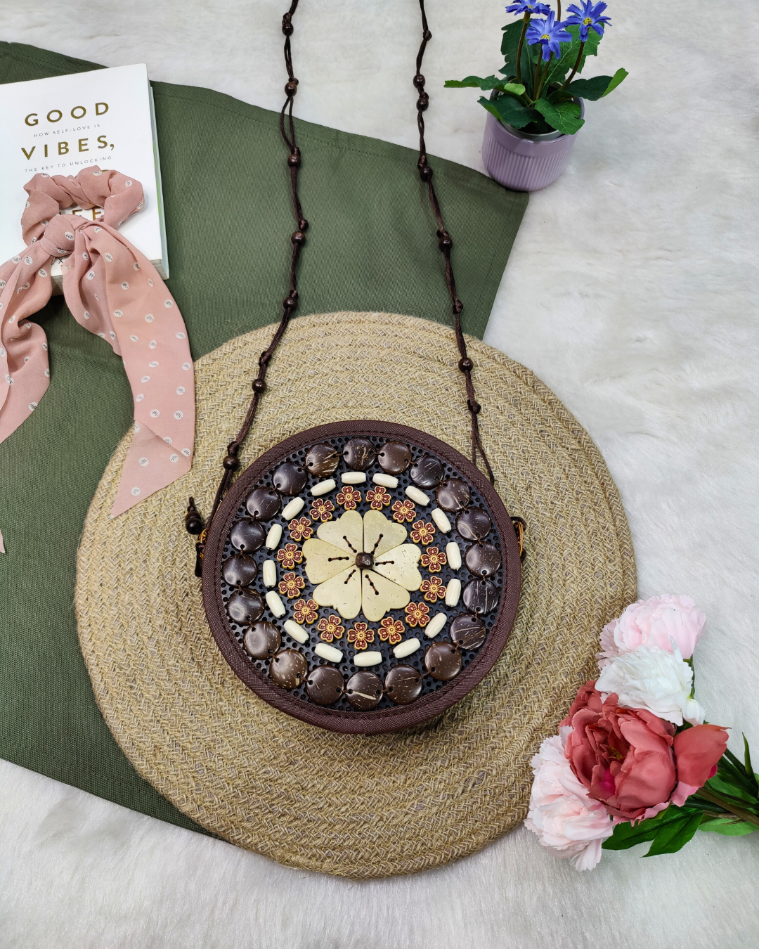 Round Sling - Coconut Shell Beaded Bags