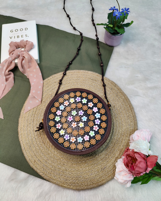 Round Sling - Coconut Shell Beaded Bags