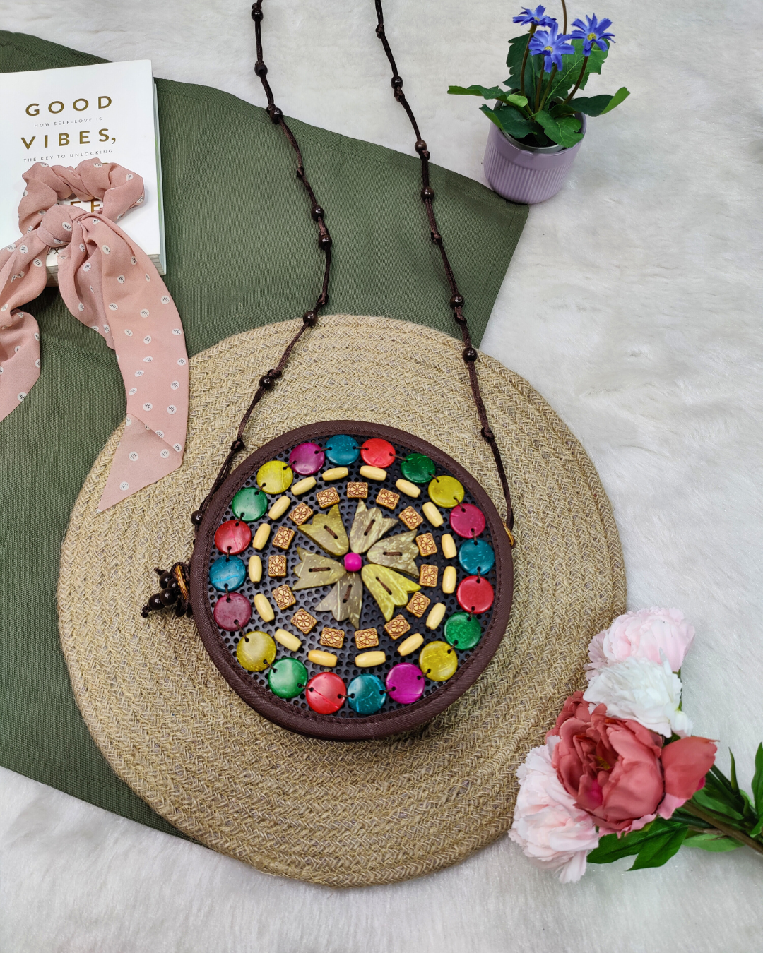 Round Sling - Coconut Shell Beaded Bags