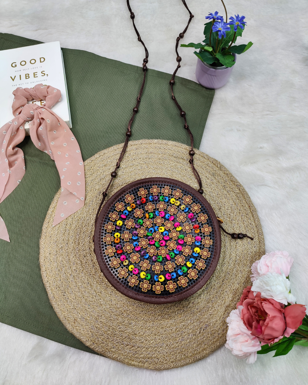 Round Sling - Coconut Shell Beaded Bags