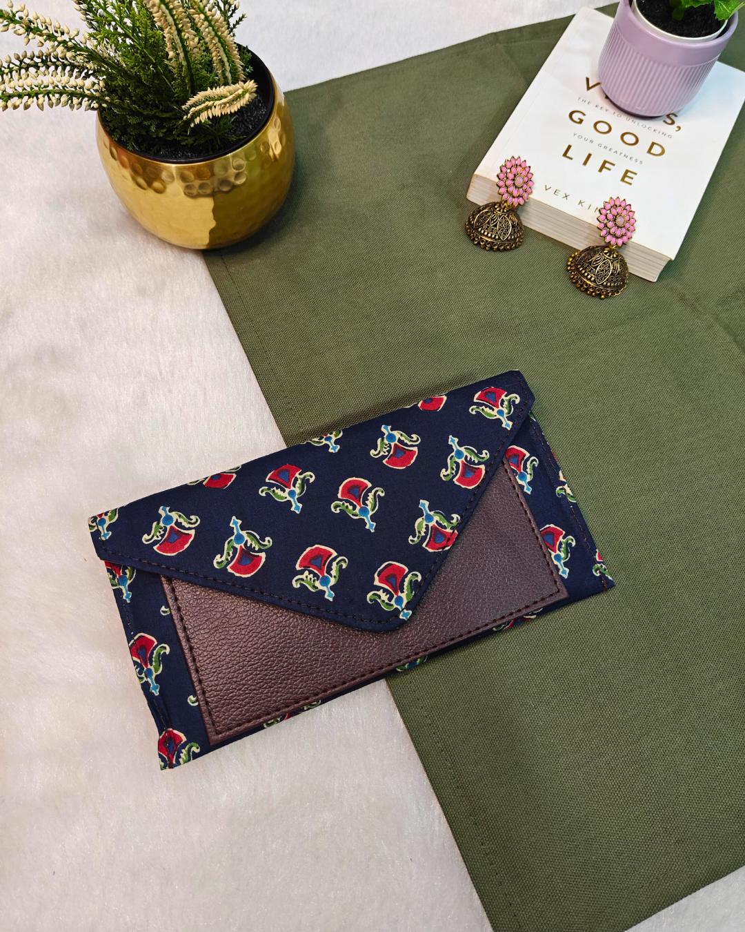 Women's Fashion Cotton Printed Envelope Wallet - Multicolored Paisley